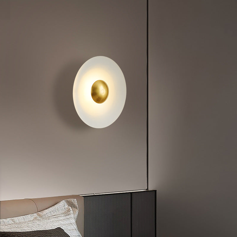 Valentina Minimaliste LED Intérieur Applique Murale Métal Hôtel Chambre à Coucher - Neutralighting