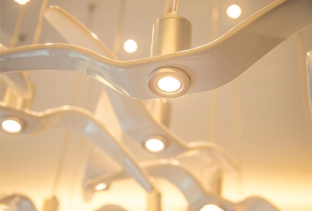 Lustra Suspension Lampe Ailes d'Oiseau pour Salon - Neutralighting