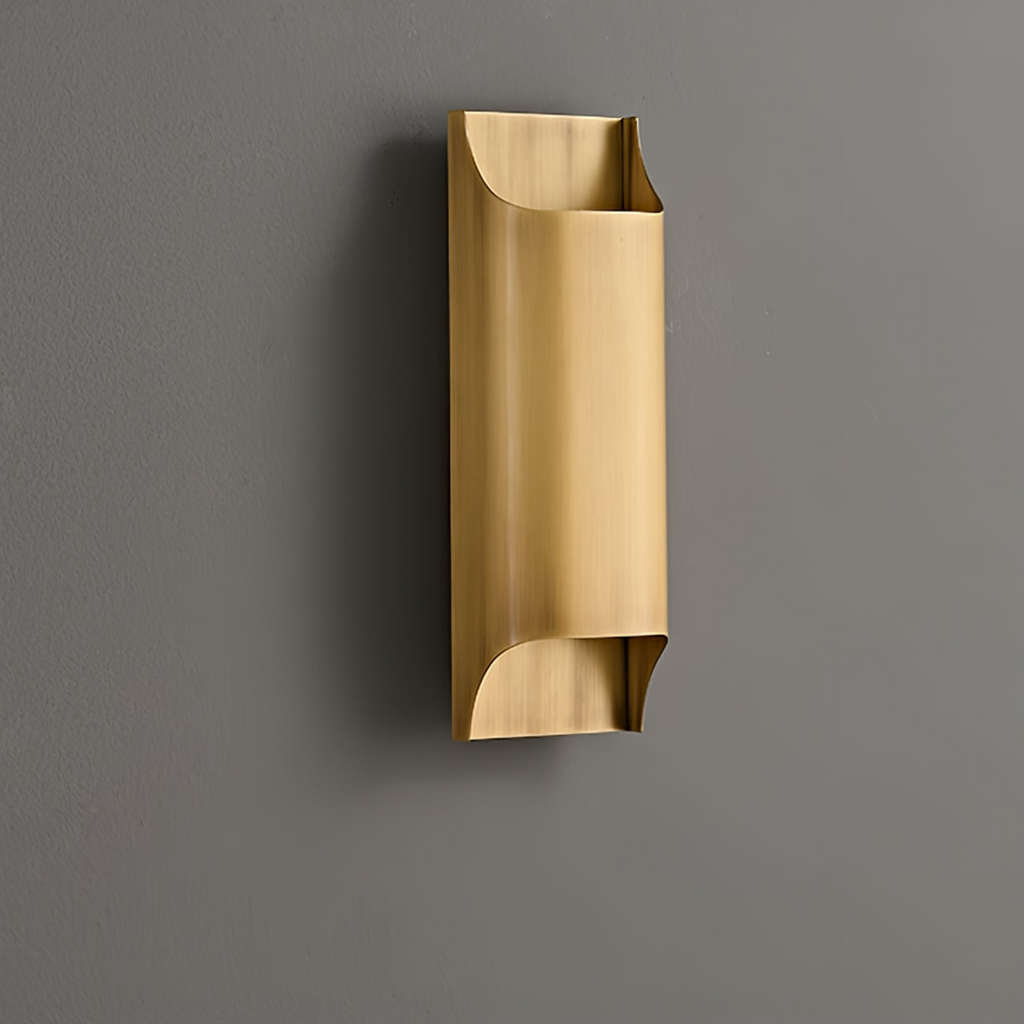 Hardy Applique Murale d'Art Nordic en Laiton - Neutralighting