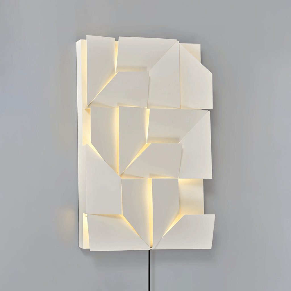 Arthaen Shadows Grand Sconce Wall lamp - Neutralighting