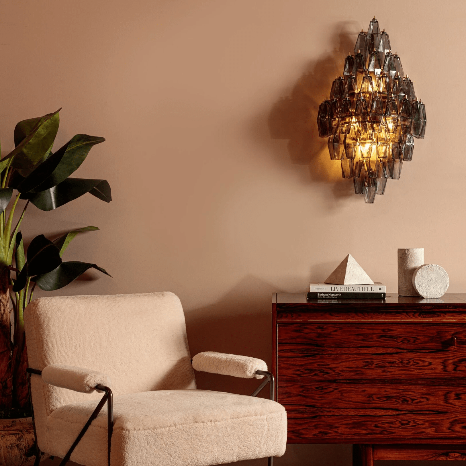 Aurora Luminaire Mural Ambre Diamant Polyèdre Vintage - Neutralighting