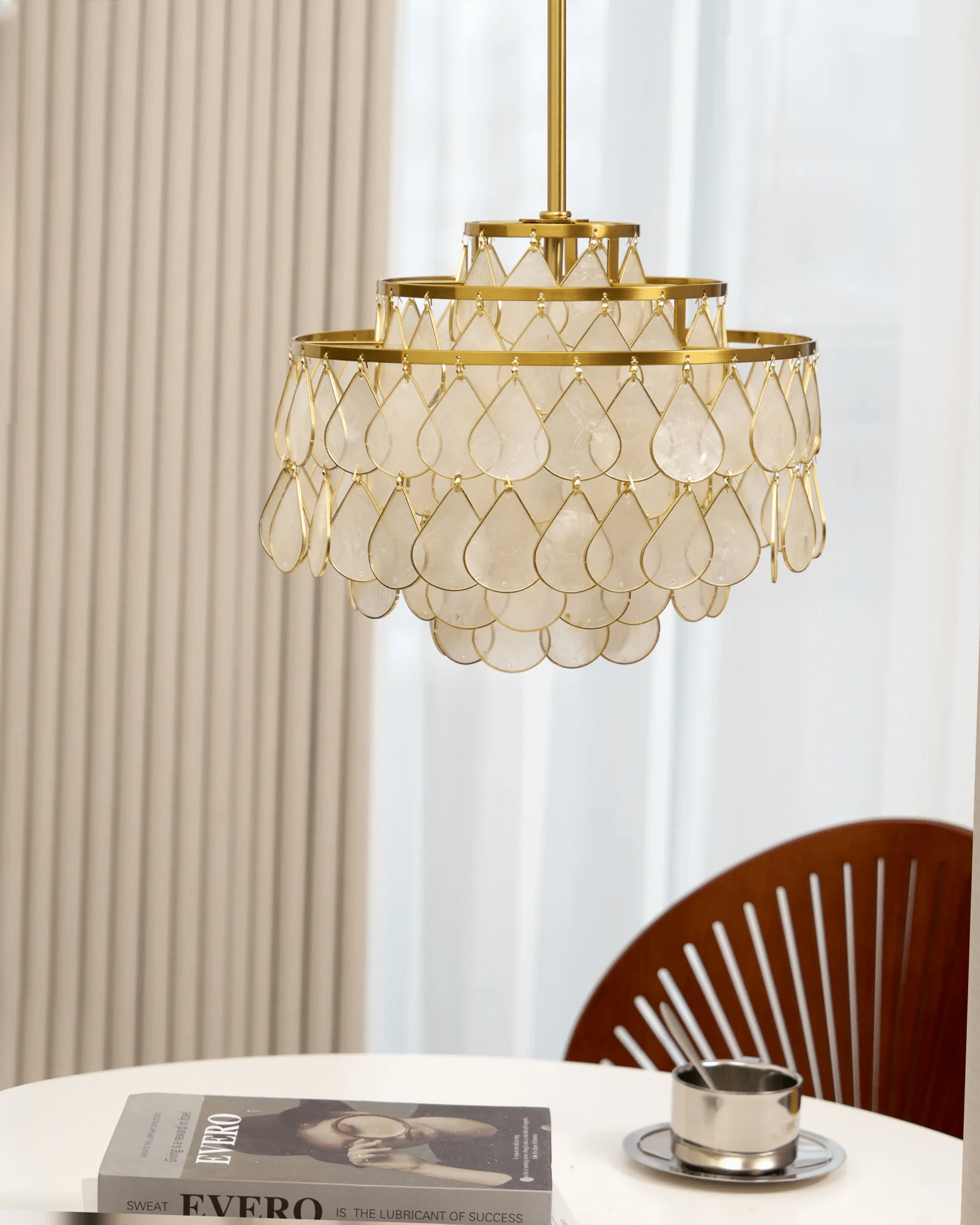 Mateo Lustre Élégant de Luxe - Neutralighting