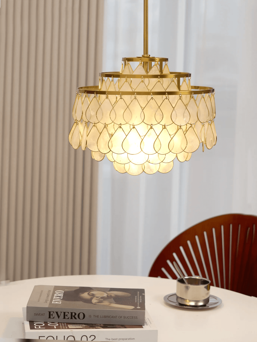 Mateo Lustre Élégant de Luxe - Neutralighting