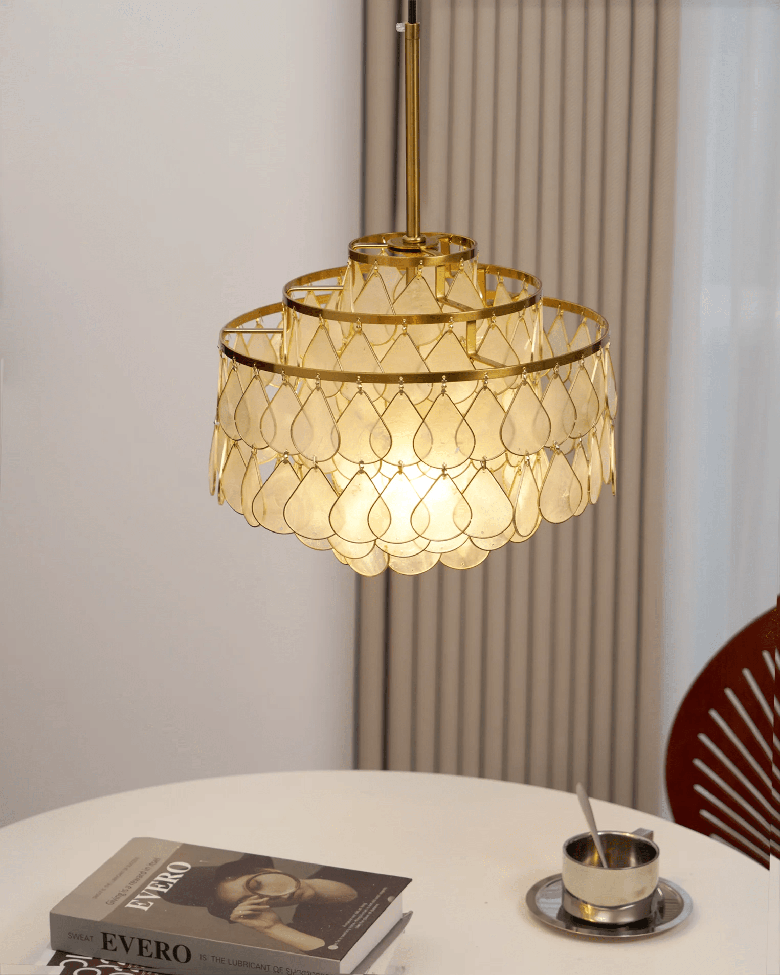 Mateo Lustre Élégant de Luxe - Neutralighting