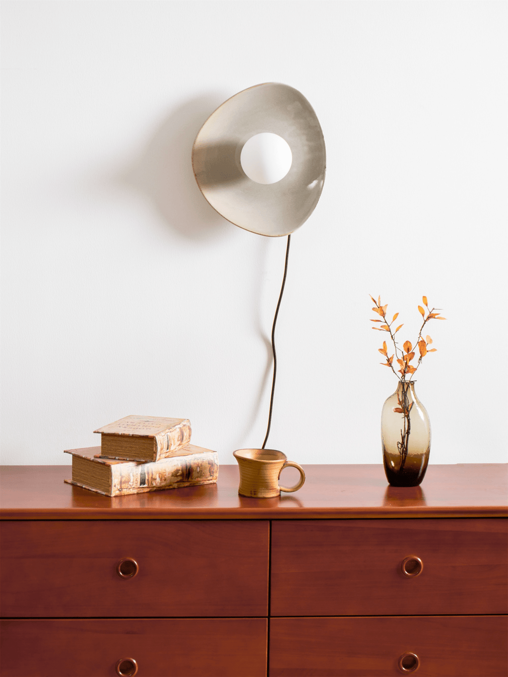 Nancy Pebble Disc Plug-in Ceramics Glass Wall Light - Neutralighting