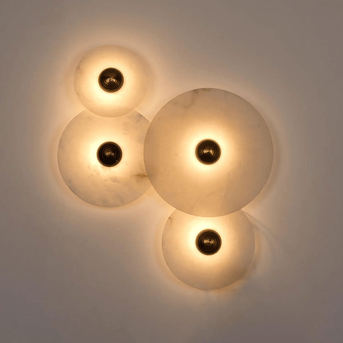 Selene Plafonnier Minimaliste en Albâtre - Neutralighting