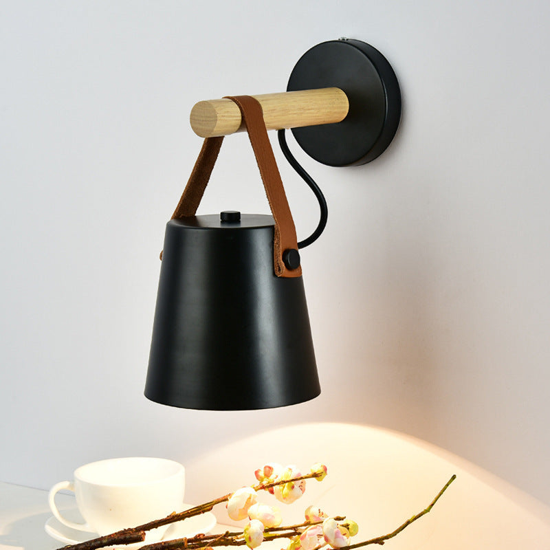 Silva Moderne Conique Métal Bois Intérieur Applique Murale Chambre à Coucher - Neutralighting