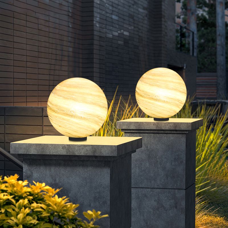 Aria Lampe de Poteau Solaire en forme de Lune, D 25/30/40CM - Neutralighting