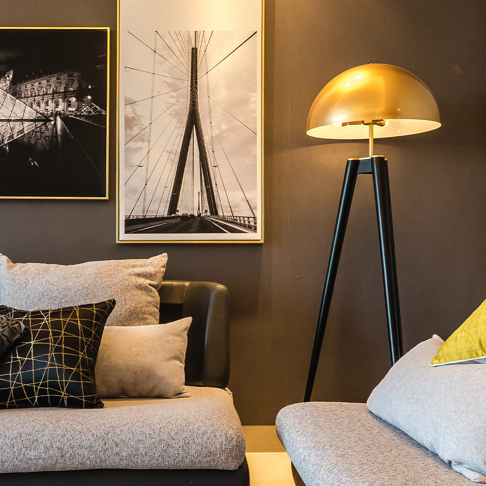 Arisha Design Lampadaire Tripode Moderne Métal Noir Or Bureau/Chambre à Coucher/Salon - Neutralighting