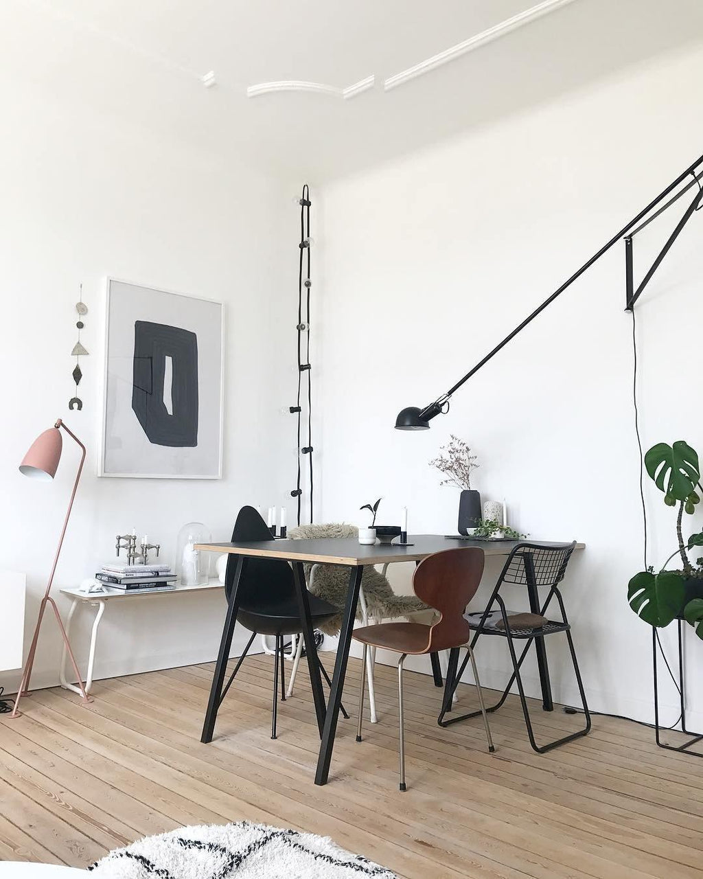 Aella Moderne Minimaliste Long Bras Applique Murale - Neutralighting