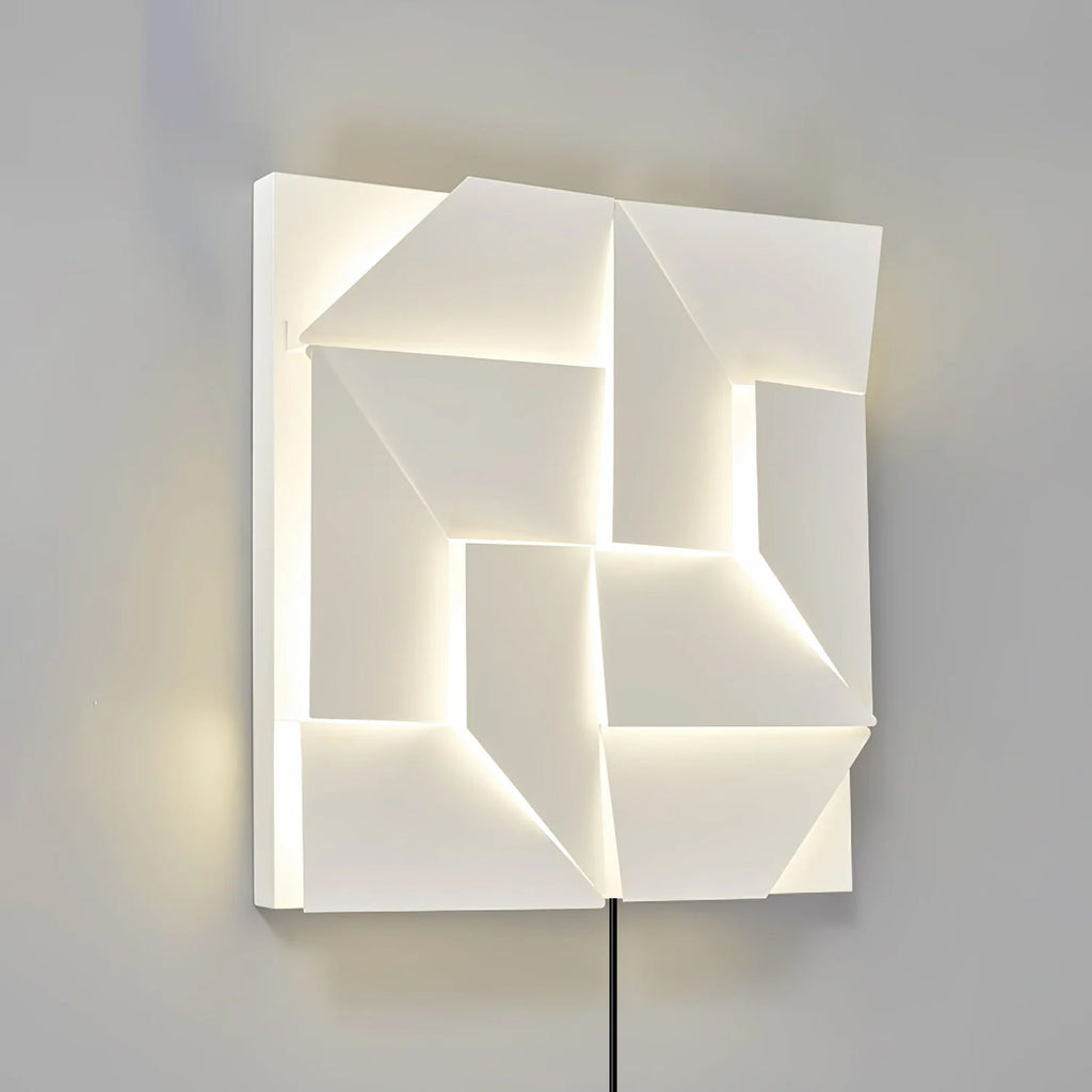 Arthaen Shadows Grand Sconce Wall lamp - Neutralighting