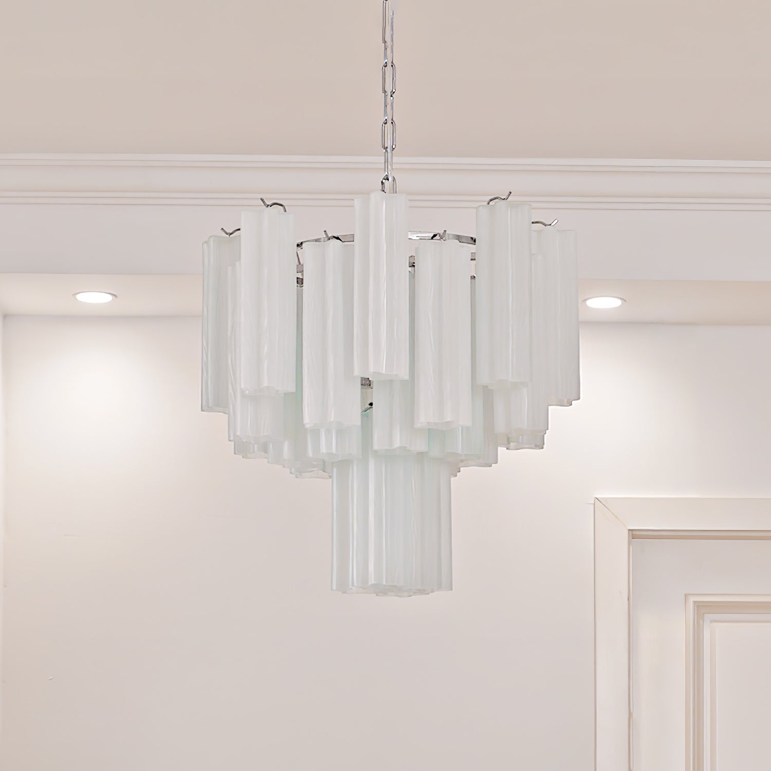 Aurora Chandelier Blanc Tubes Superposés - Neutralighting