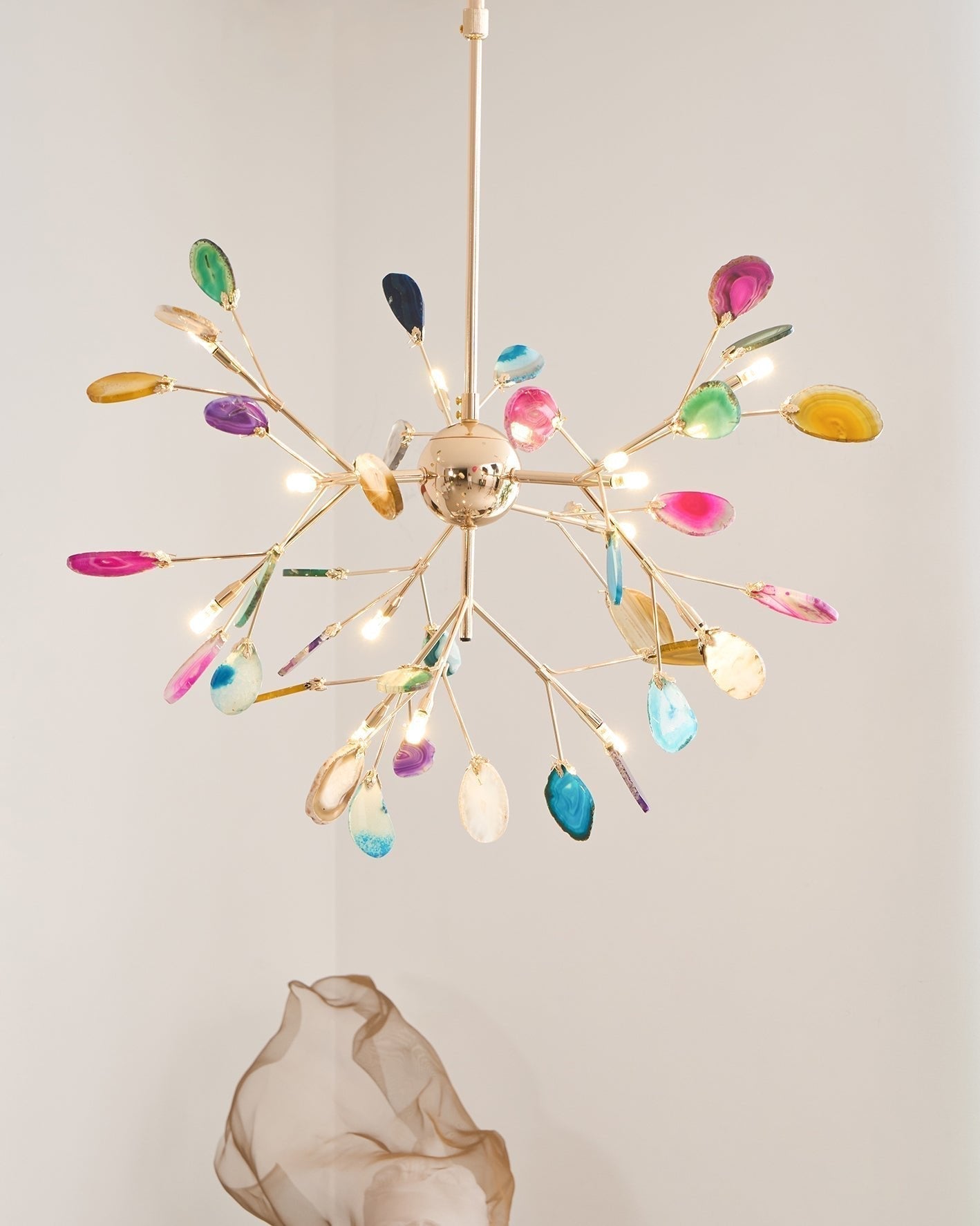 Lustra Chandelier Feuille Colorée Bras Dorés - Neutralighting