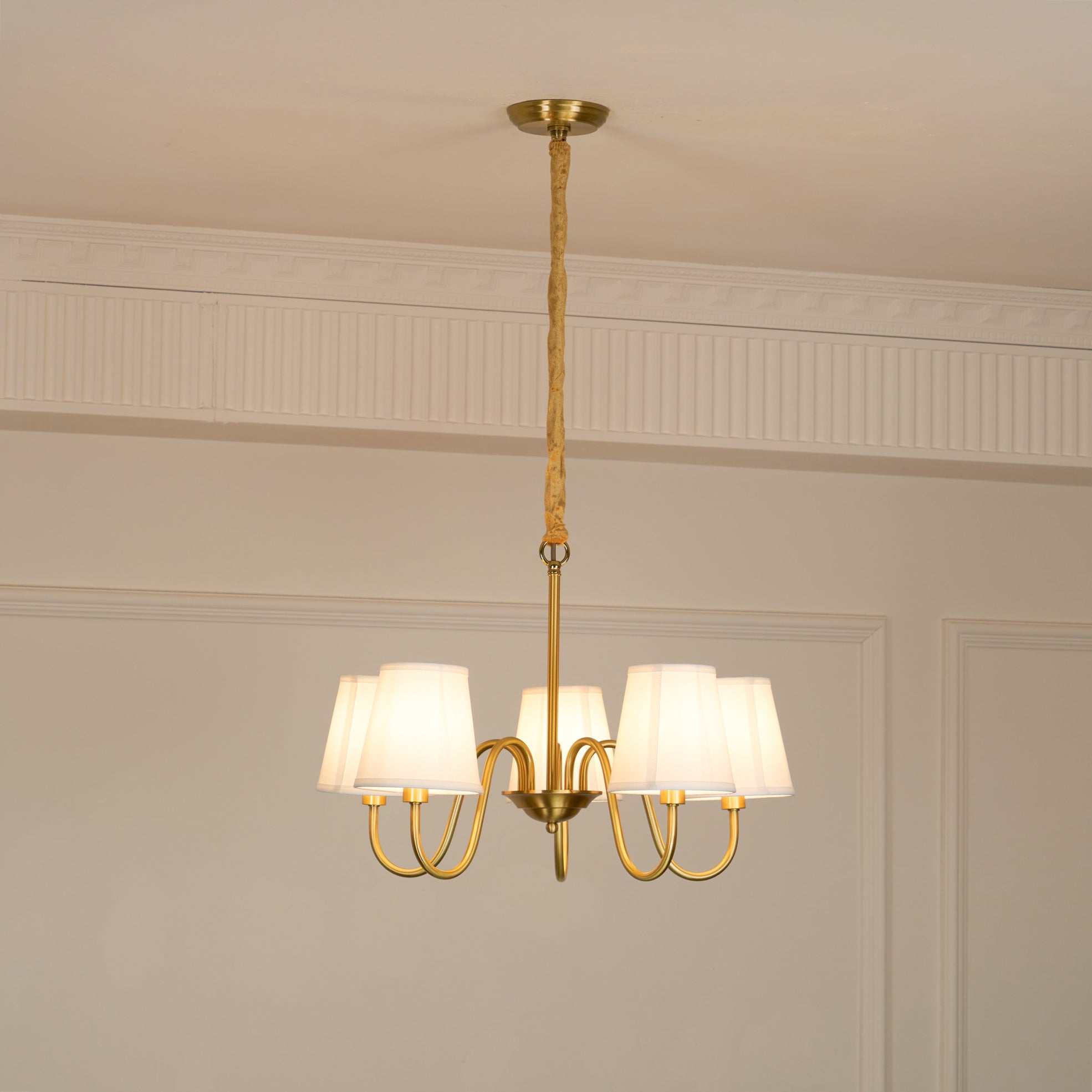 Stacey Chandelier en Tissu Traditionnel Vieilli - Neutralighting