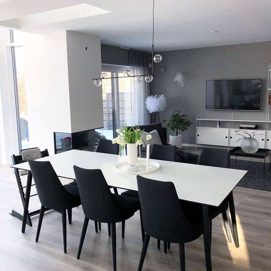 Lustra Chandelier en Verre avec Structure en Acier Noir Linéaire - Neutralighting