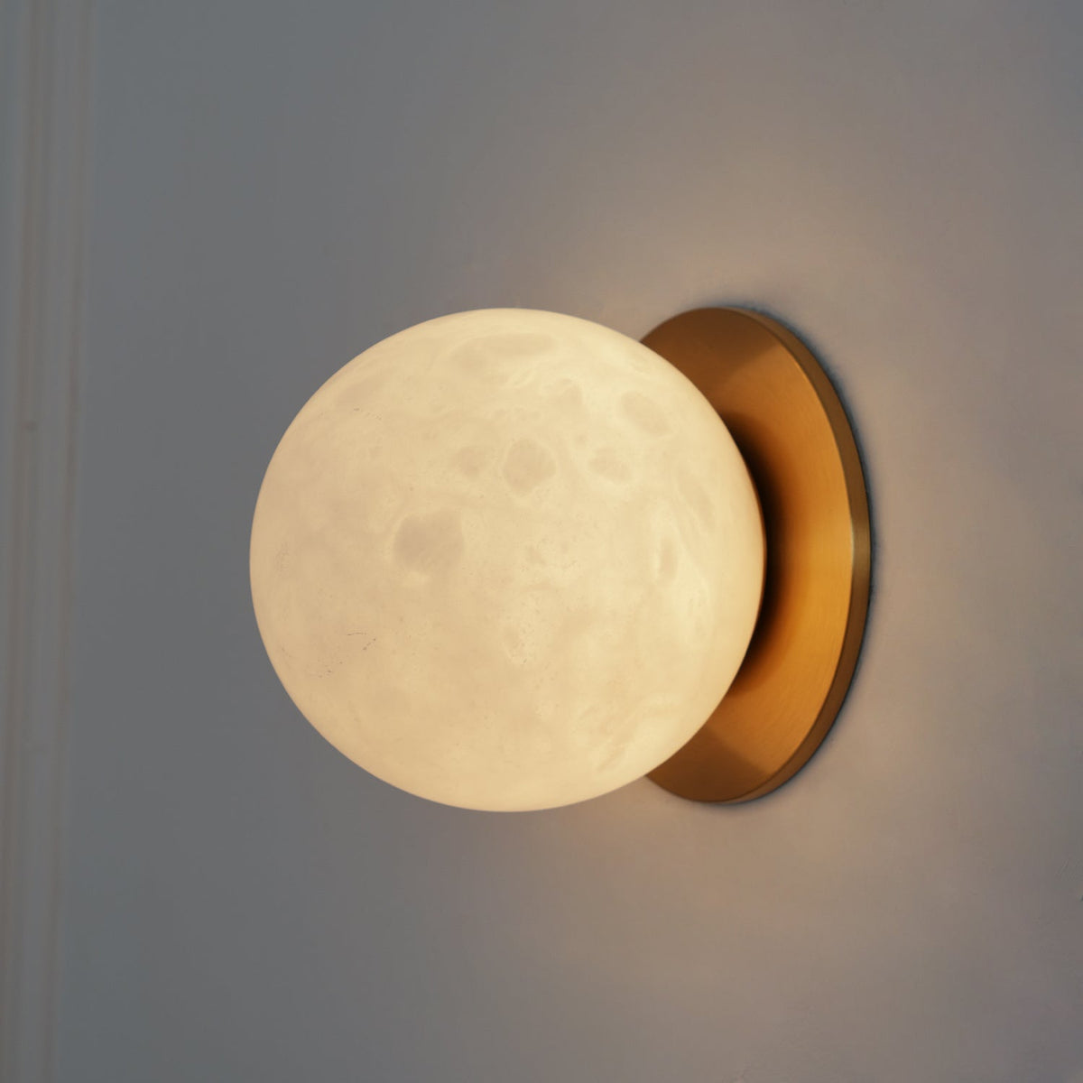 Vevinir Applique Murale Globe en Albâtre - Neutralighting