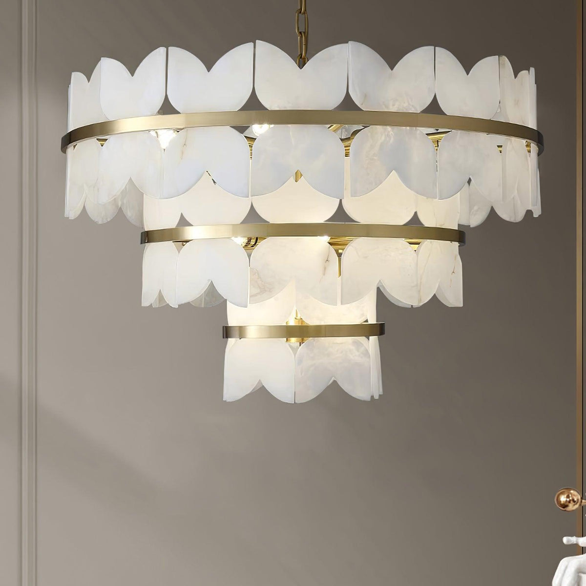 Seraphina Chandelier Albâtre Vintage - Neutralighting