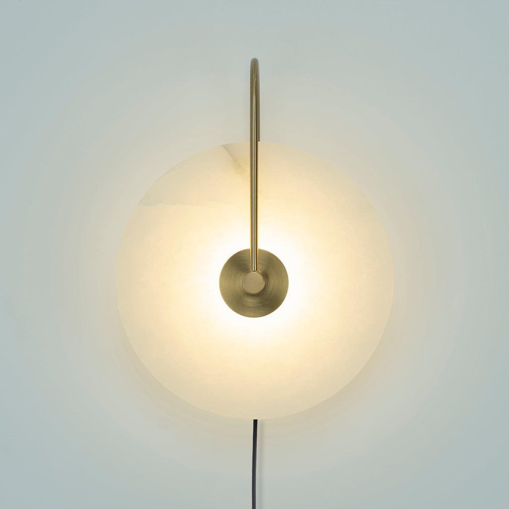 Ceraeyra Alabaster Globe Wall Light - Neutralighting