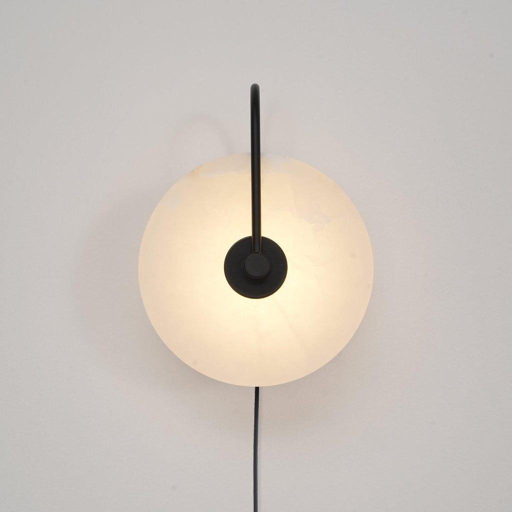 Ceraeyra Alabaster Globe Wall Light - Neutralighting