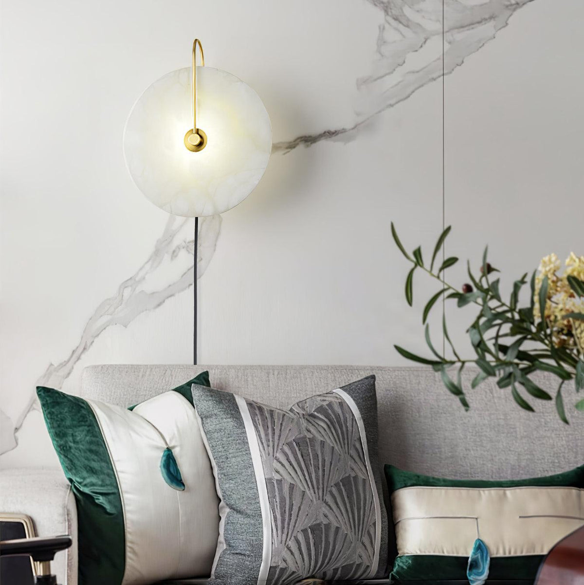 Ceraeyra Alabaster Globe Wall Light - Neutralighting