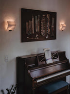 Dione Alabaster Wall Lamp - Neutralighting