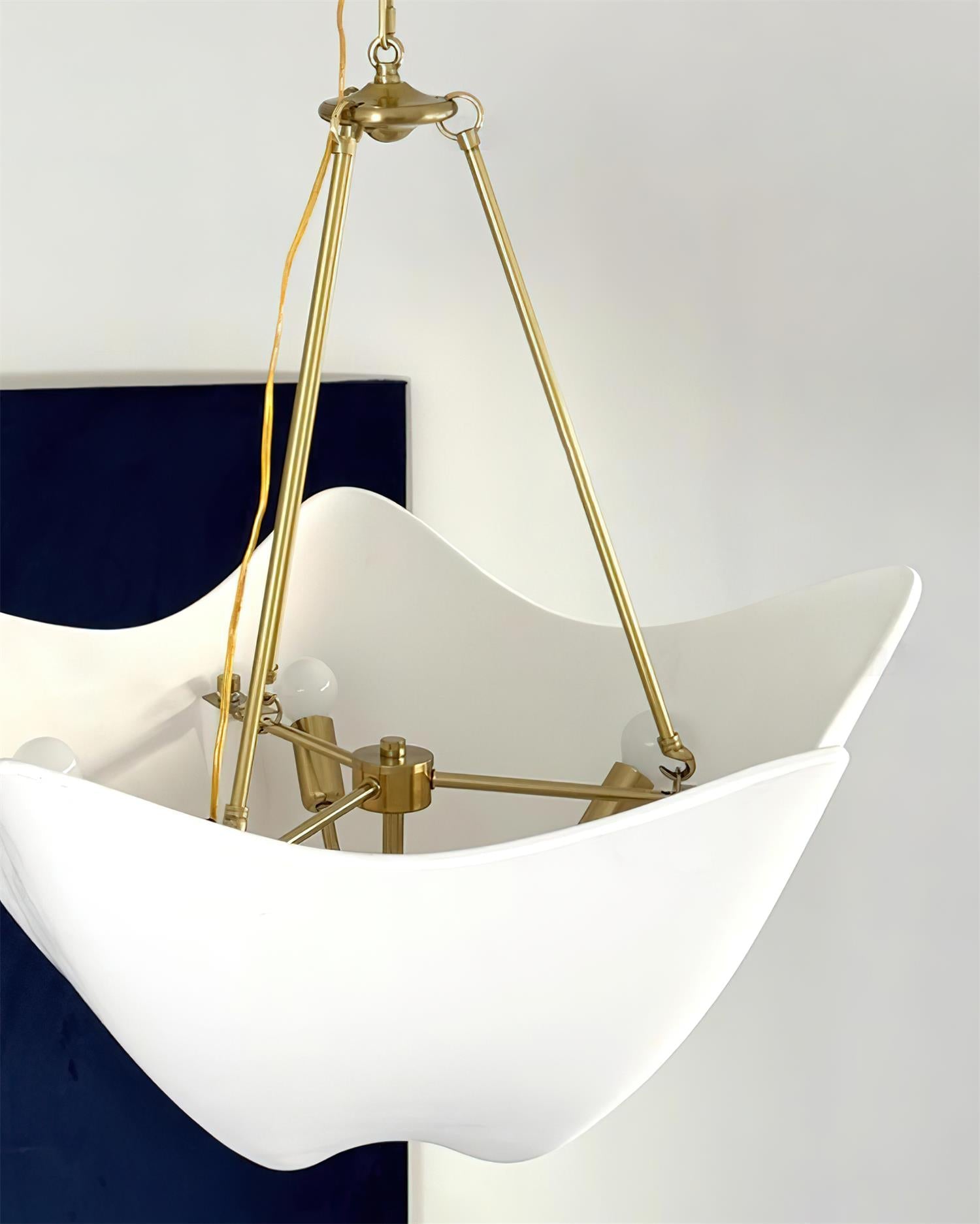 Alana Lustre Sculptural Pétales - Neutralighting