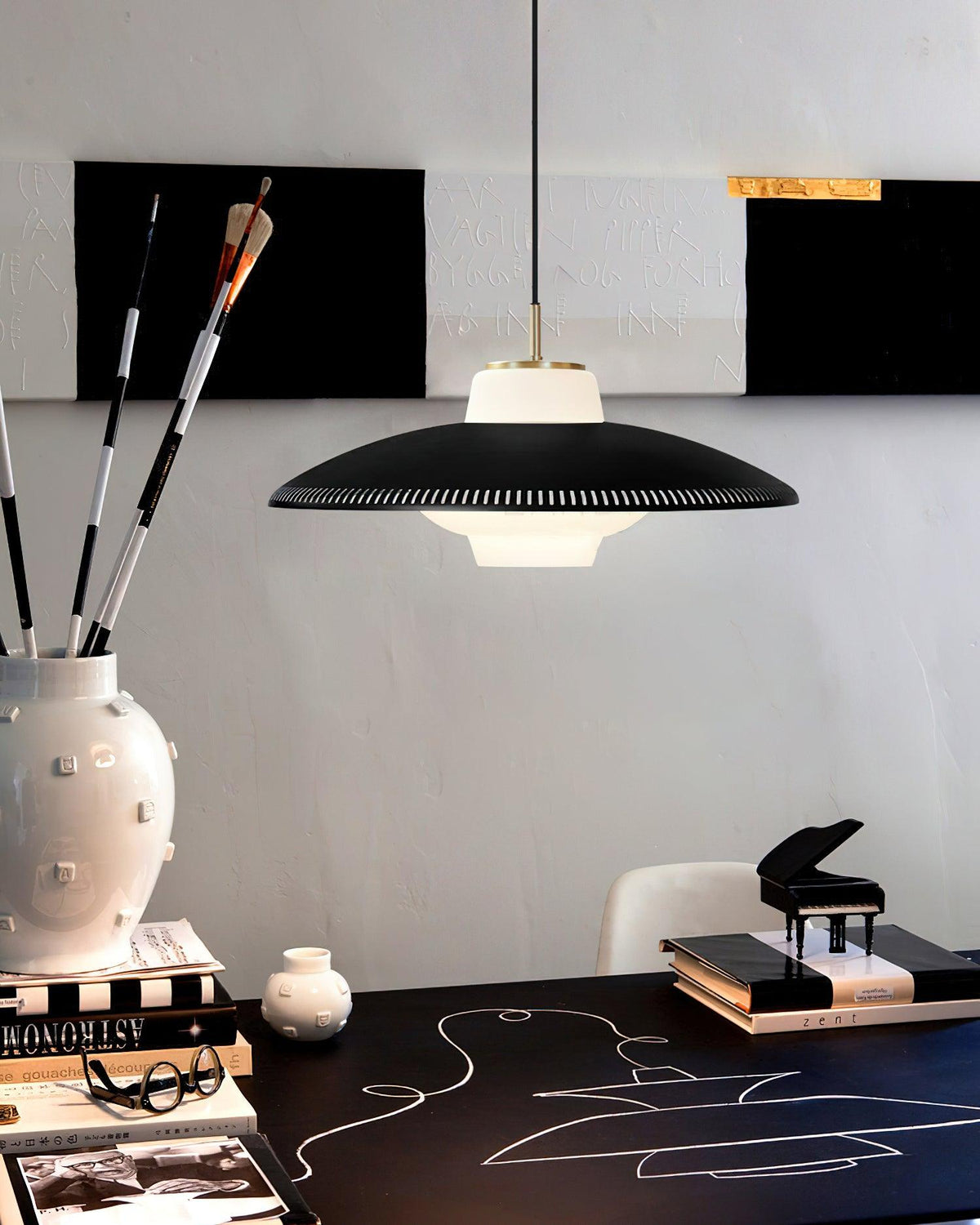 Calyranic Classic Minimalistic Pendant Lamp - Neutralighting