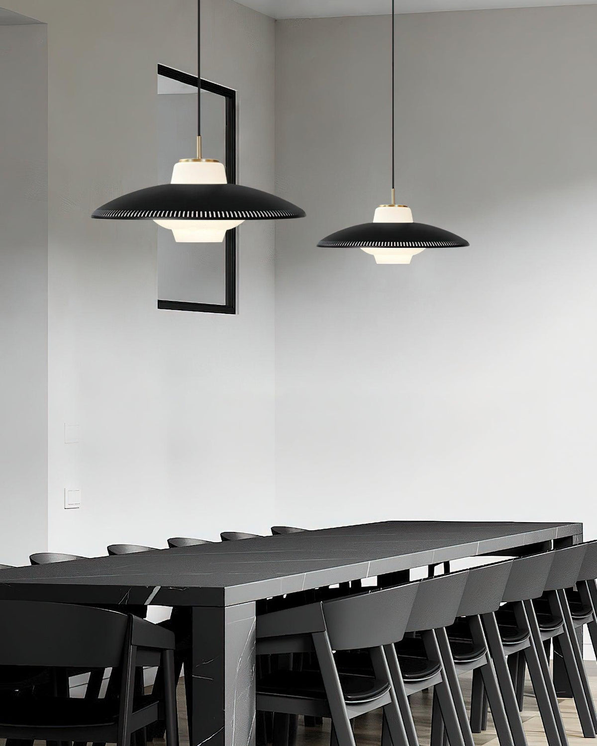 Calyranic Classic Minimalistic Pendant Lamp - Neutralighting