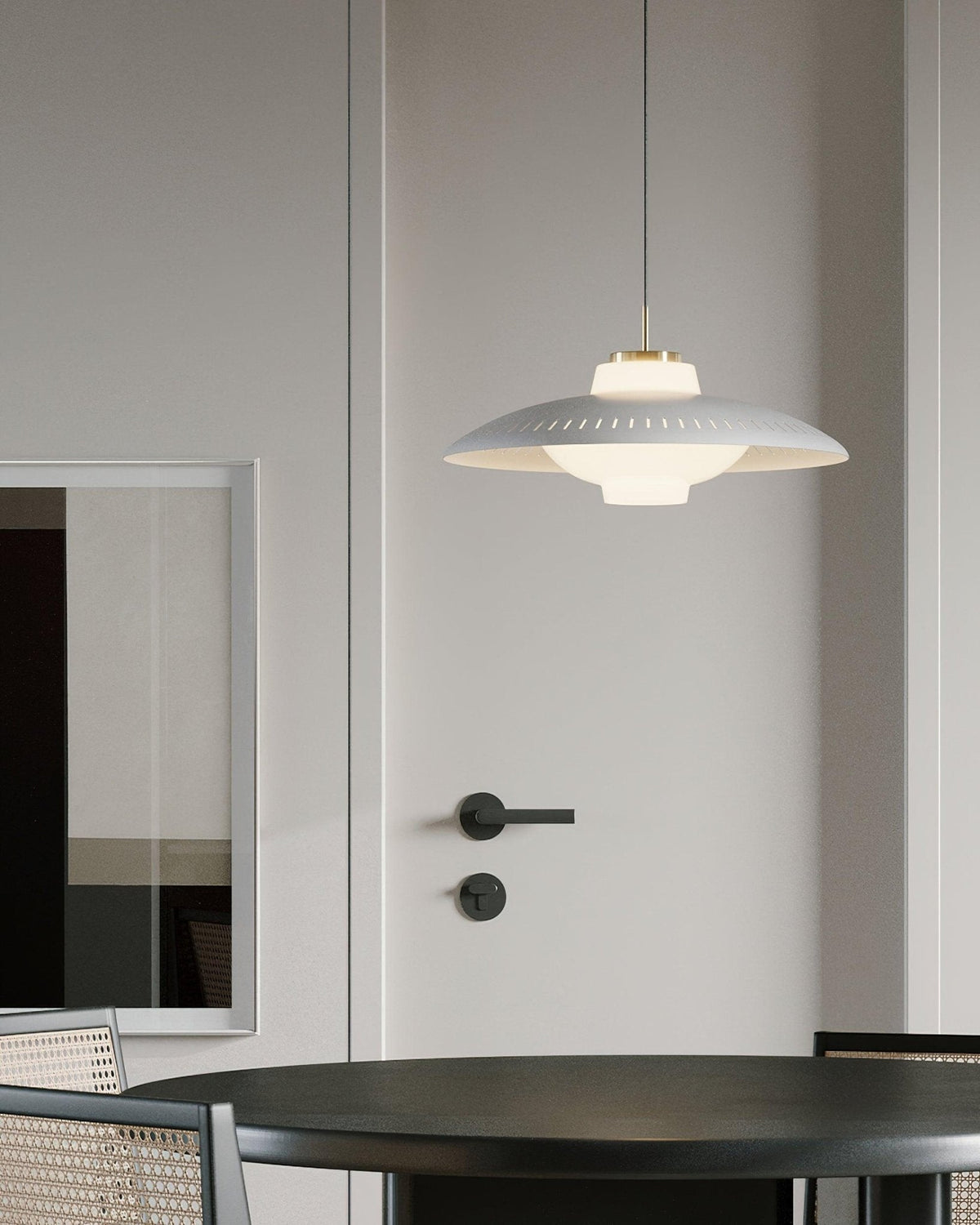 Calyranic Classic Minimalistic Pendant Lamp - Neutralighting