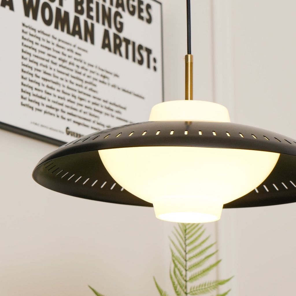 Calyranic Classic Minimalistic Pendant Lamp - Neutralighting