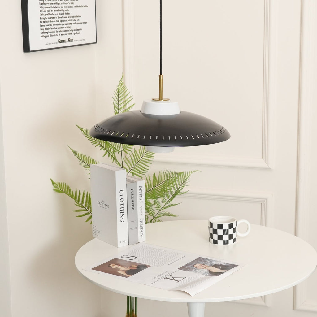 Calyranic Classic Minimalistic Pendant Lamp - Neutralighting