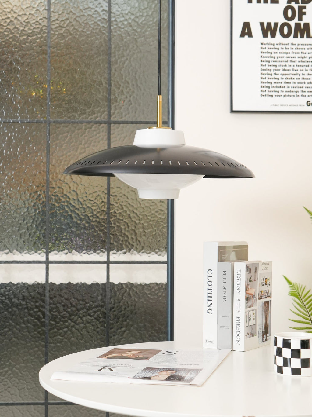 Calyranic Classic Minimalistic Pendant Lamp - Neutralighting