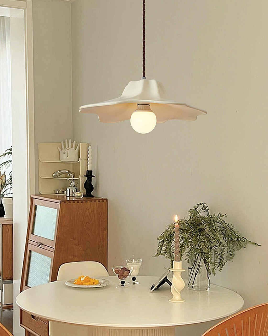 Nyrosis Lampe suspendue confortable en résine - Neutralighting