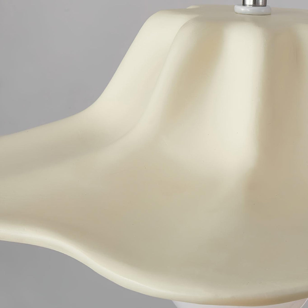 Nyrosis Lampe suspendue confortable en résine - Neutralighting