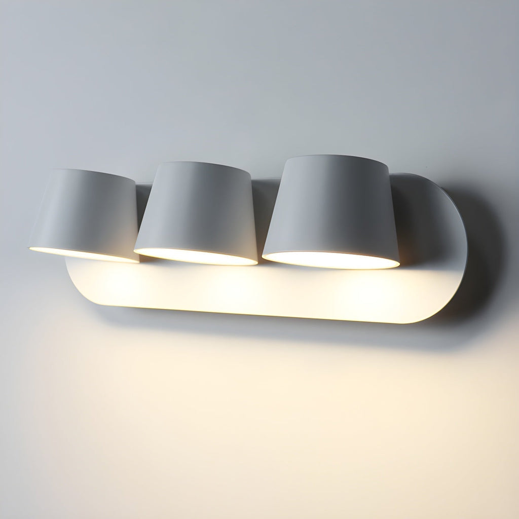 Aurlaeir Adjustable Plug-in Wall Lamp - Neutralighting