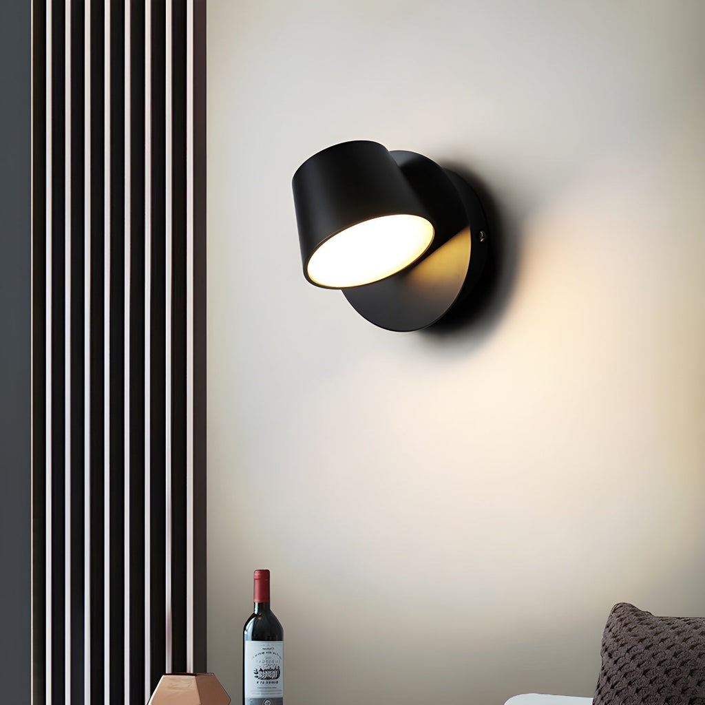 Aurlaeir Adjustable Plug-in Wall Lamp - Neutralighting