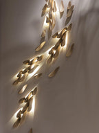 Avynis Applique Murale Abstraite Laiton - Neutralighting