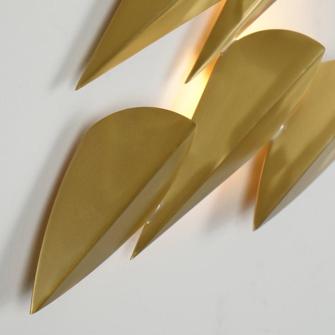Avynis Applique Murale Abstraite Laiton - Neutralighting