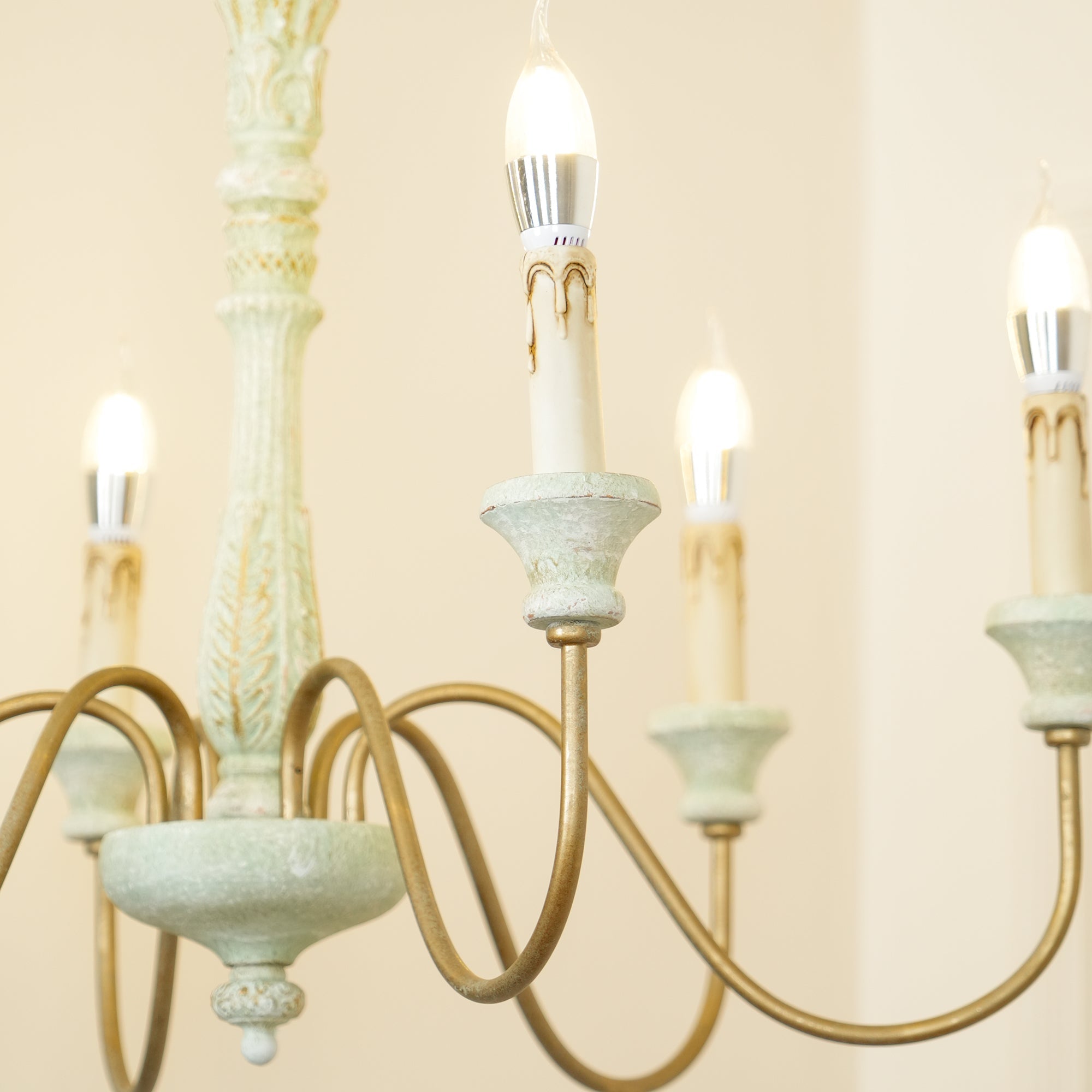 Ljomuvyi Lustre Traditionnel En Métal Et Bois De Style Ferme - Neutralighting