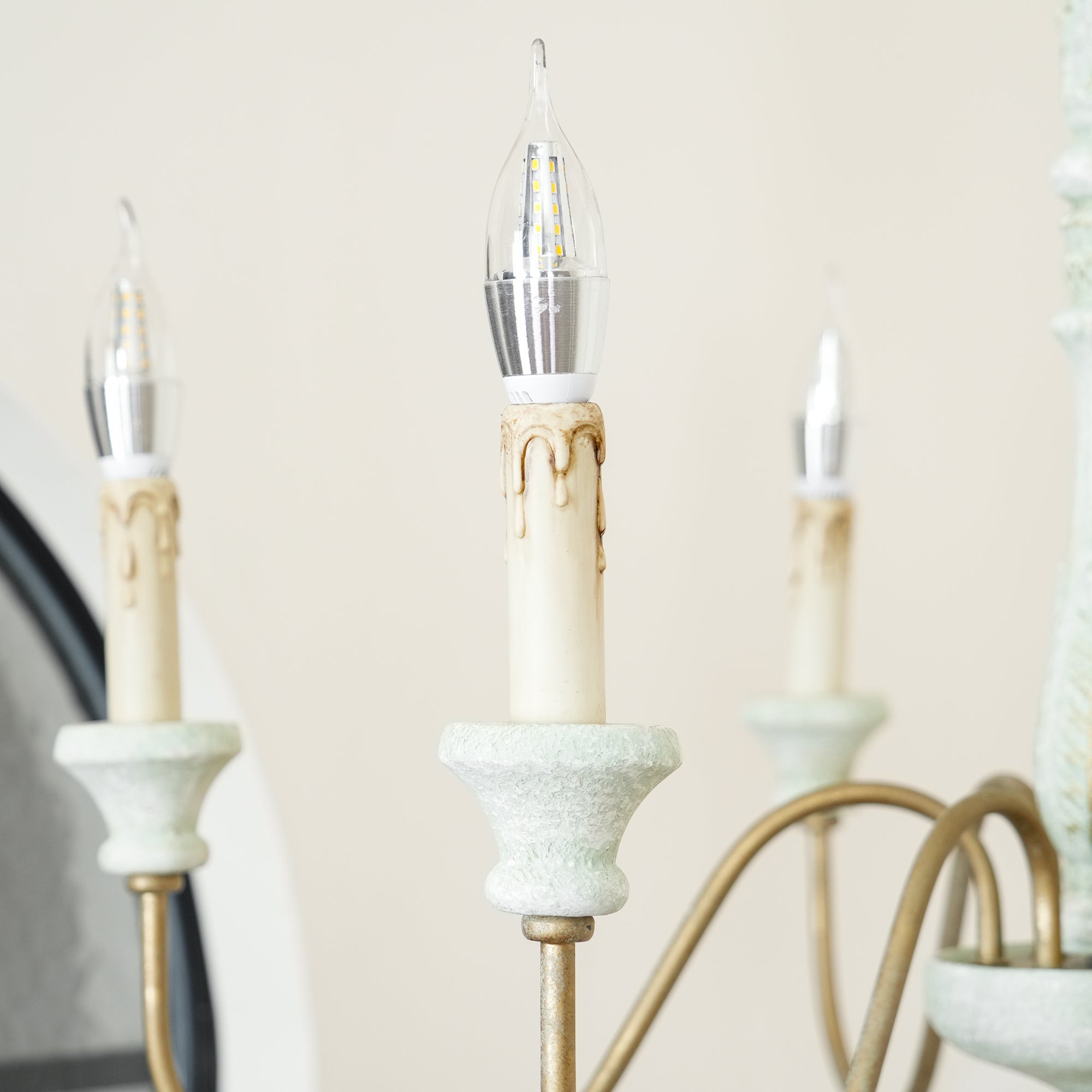 Ljomuvyi Lustre Traditionnel En Métal Et Bois De Style Ferme - Neutralighting