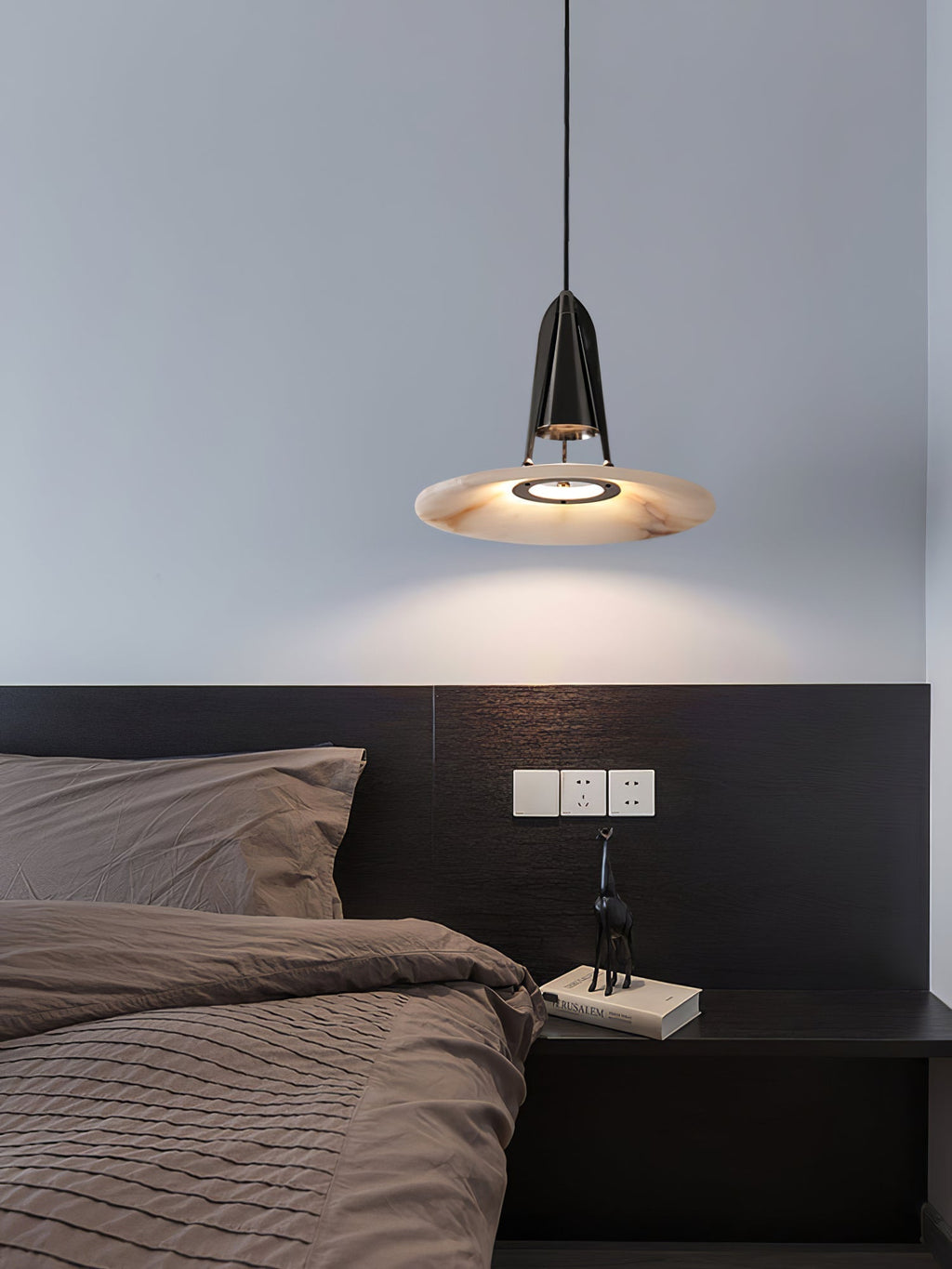 Zothayra Conical Pendant Light - Neutralighting