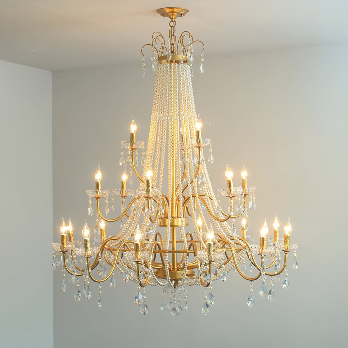 Eurvaros Lustre vintage en cristal et laiton - Neutralighting