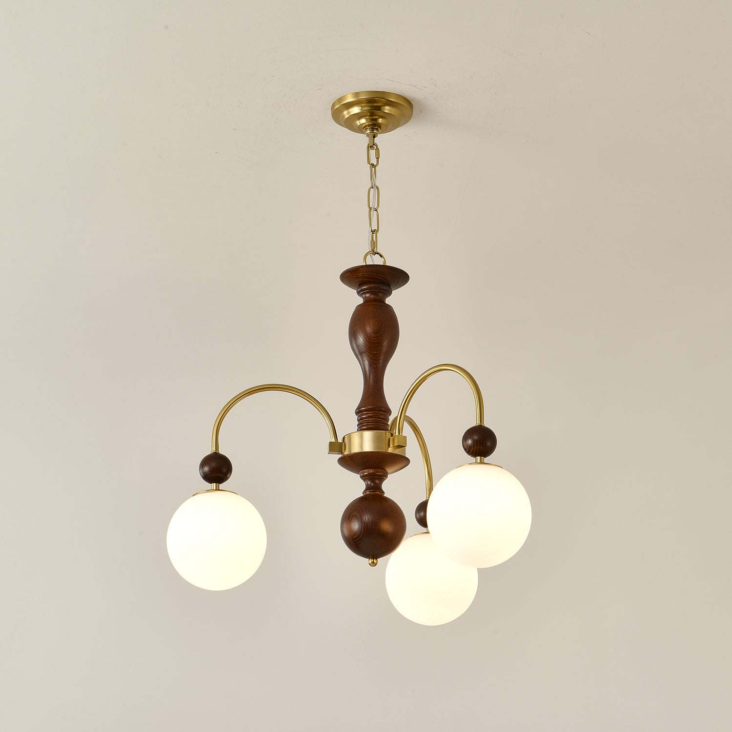 Lustra Suspension Lampe Globe en Noyer et Laiton Vintage - Neutralighting