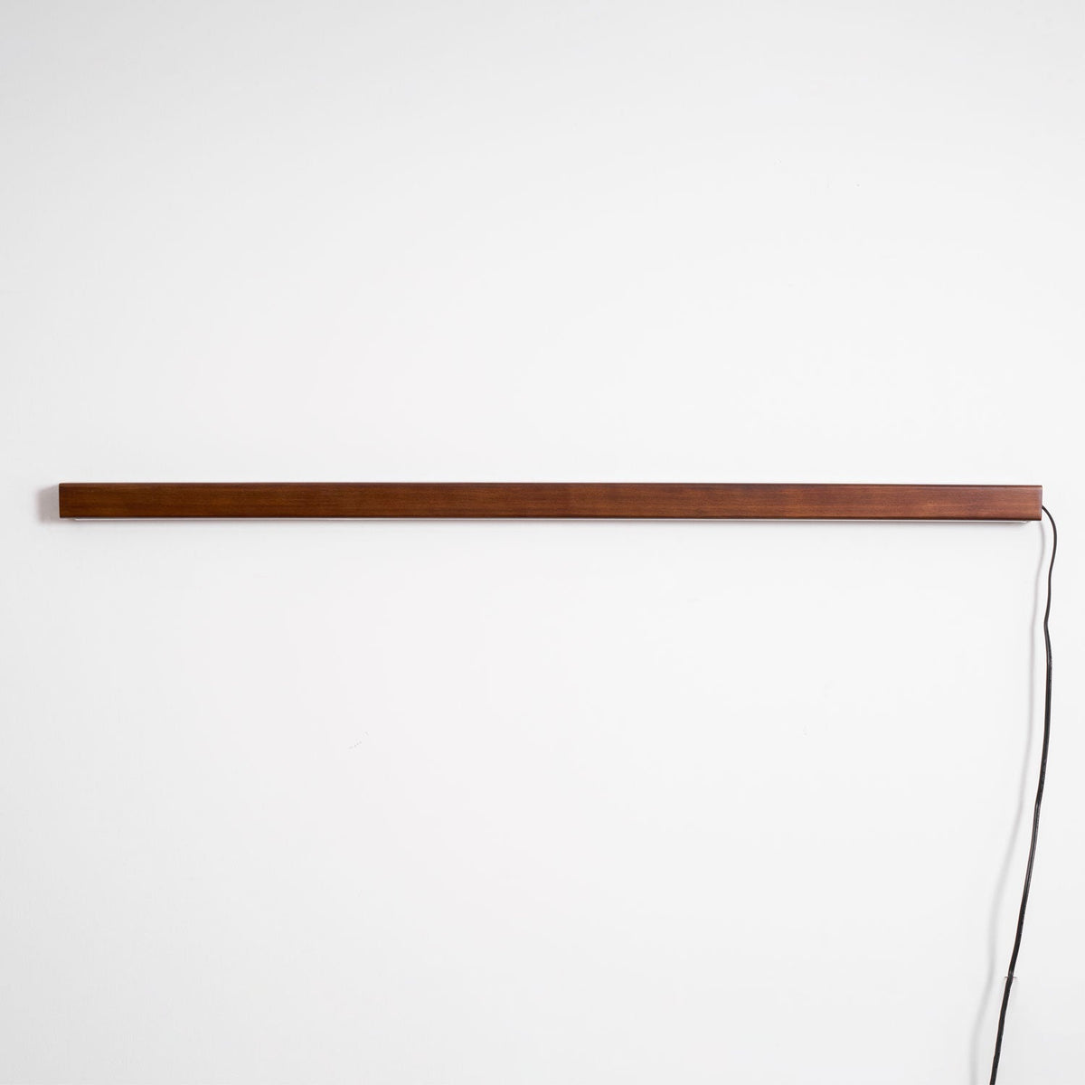 Lustra Wall Lamp Linear Wood Plug In - Neutralighting