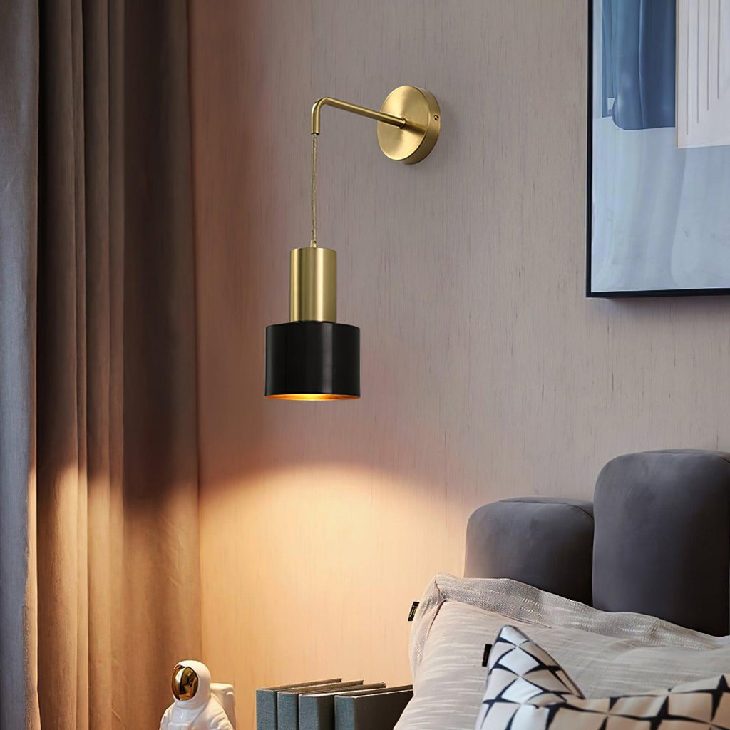 Alvina Applique Murale Moderne Minimaliste en Laiton - Neutralighting