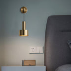 Alvina Applique Murale Moderne Minimaliste en Laiton - Neutralighting