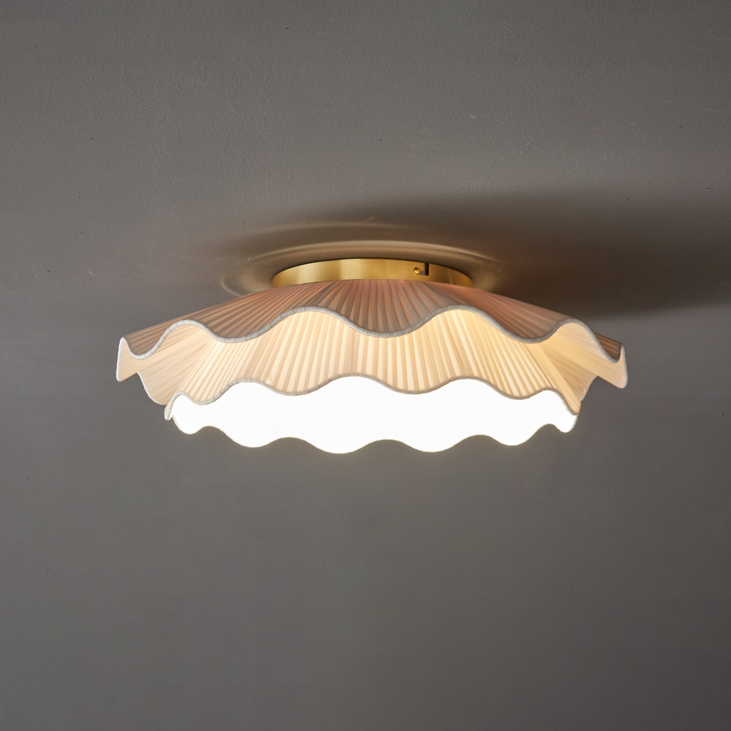 Mylirira Plafonnier en Laiton Tissu Vague Élégance Premium - Neutralighting