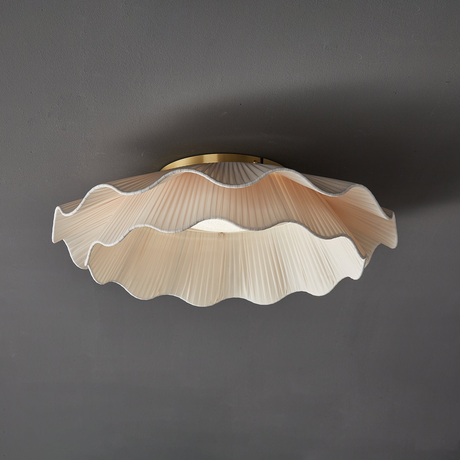 Mylirira Plafonnier en Laiton Tissu Vague Élégance Premium - Neutralighting