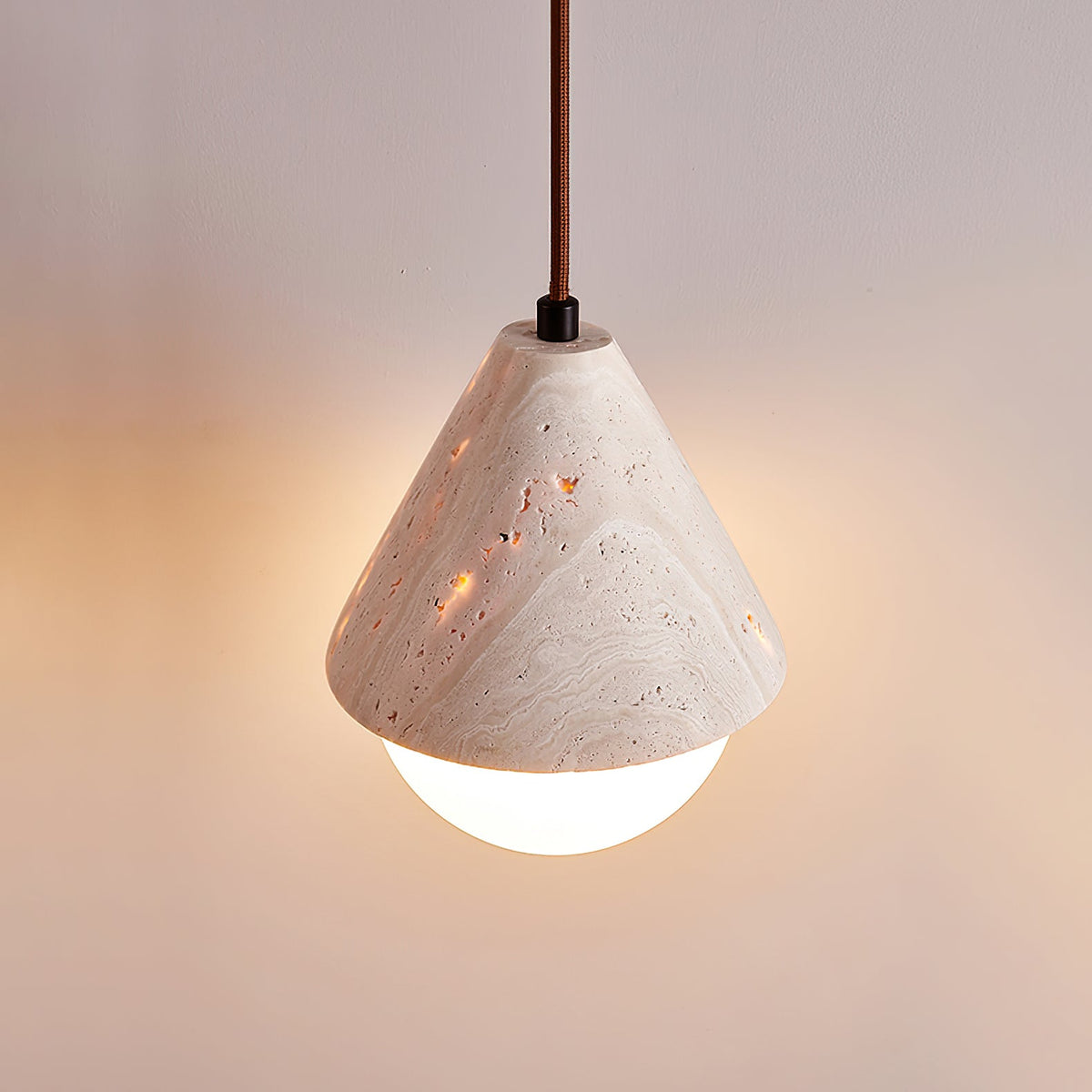 Cevynisra Suspension en Travertin Forme de Cône et Hémisphère - Neutralighting
