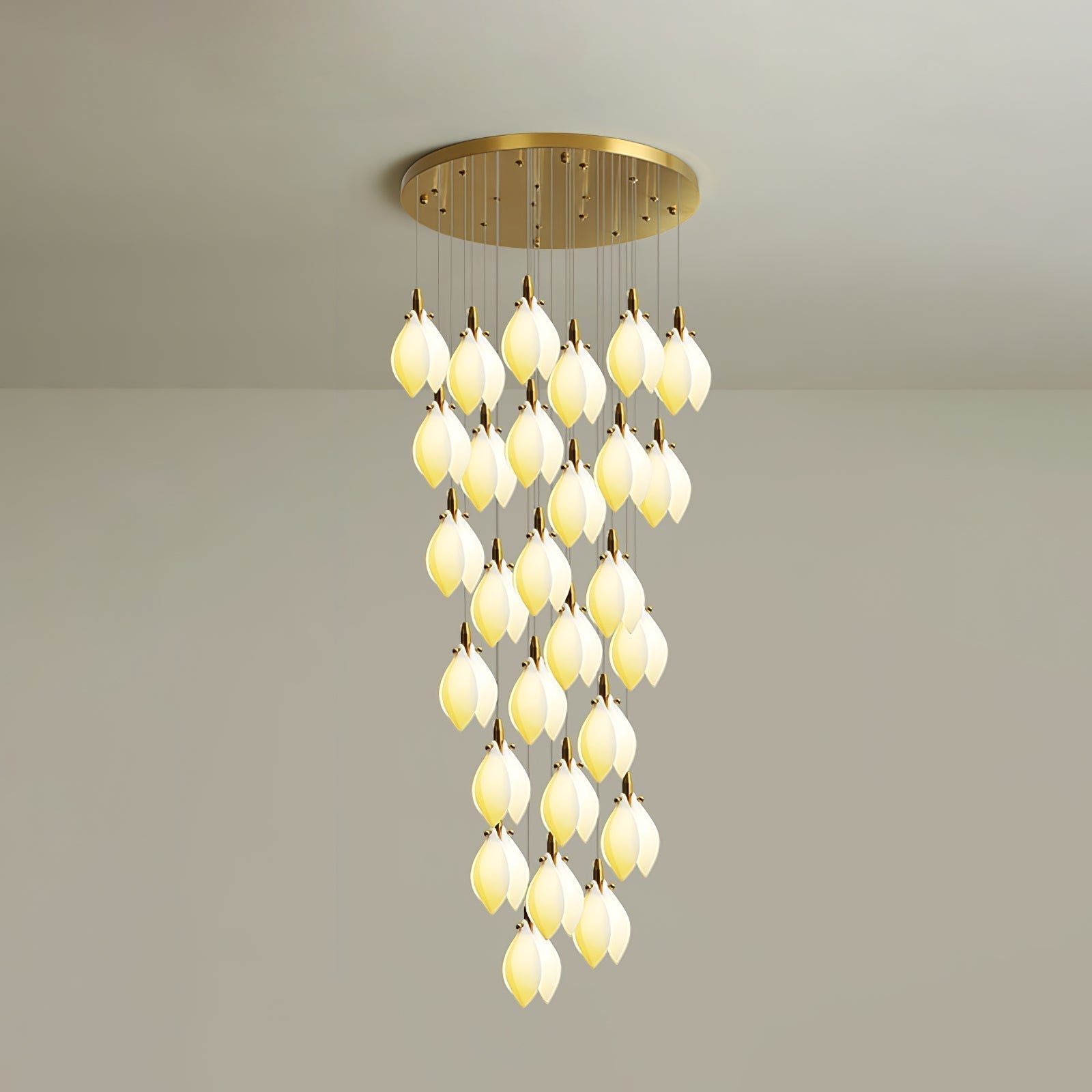 Caphayra Chandelier en Céramique Florale et Laiton - Neutralighting